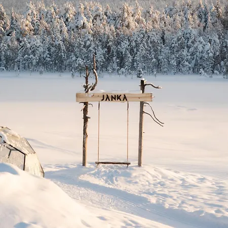 Jaenkae * Äkäslompolo